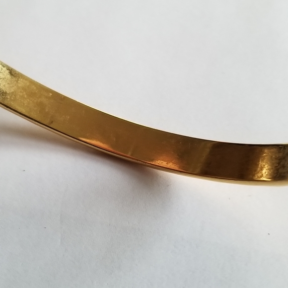 Vintage Monet bracelet gold tone bangle textured beveled - Picture 7 of 9